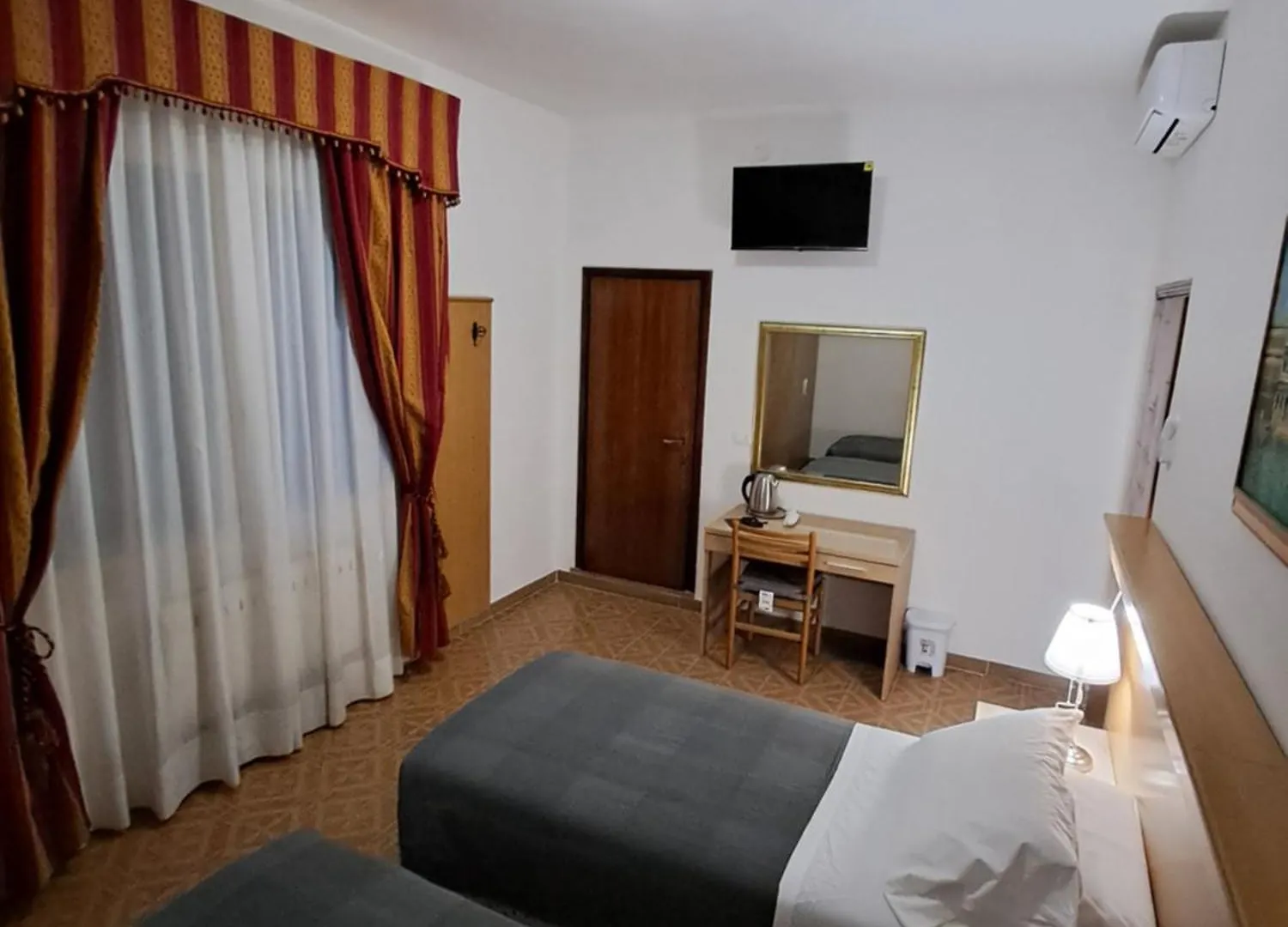 Hotel Tito 2 Mestre
